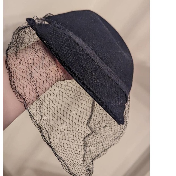 Norman Durand Vintage Hat with Net - Picture 5 of 10